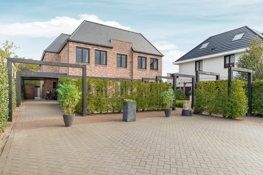 Photo 13 of Medusastraat 6