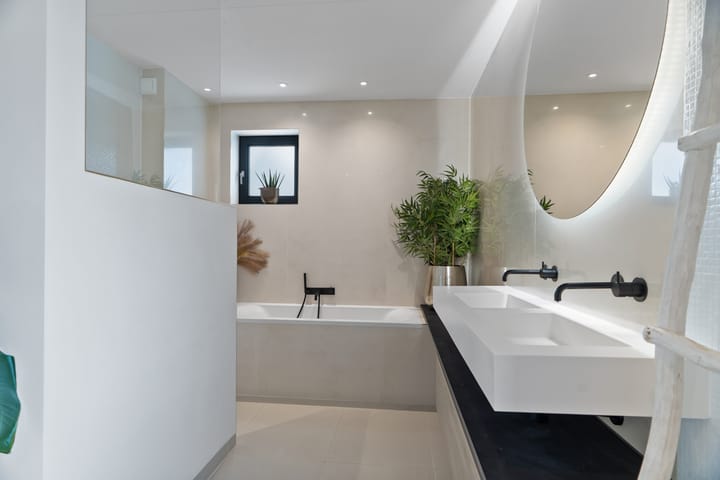 Photo 58 of Medusastraat 6