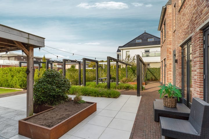 Photo 87 of Medusastraat 6