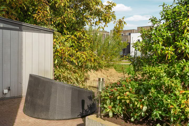 Photo 98 of Medusastraat 6