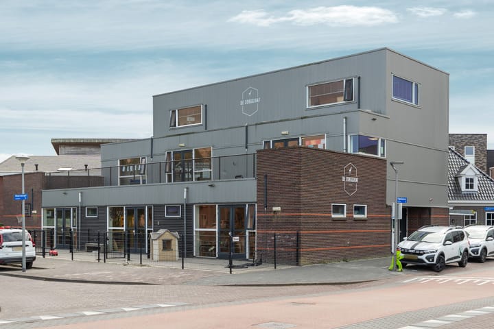 Photo 102 of Medusastraat 6