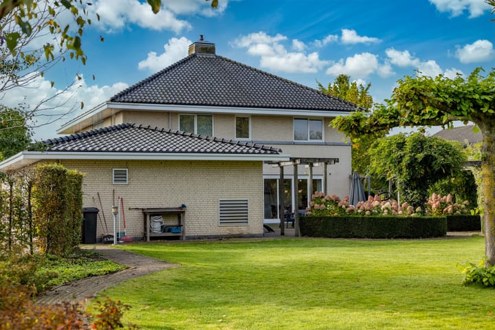 Photo 22 of Kapelstraat 17