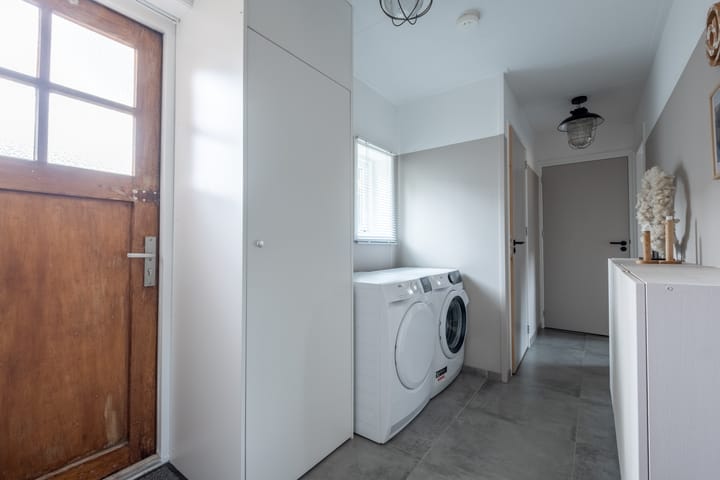 Photo 10 of Asserstraat 1-A