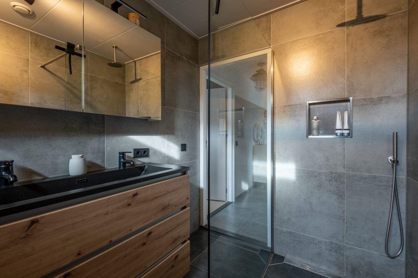 Foto 14 van Asserstraat 1-A