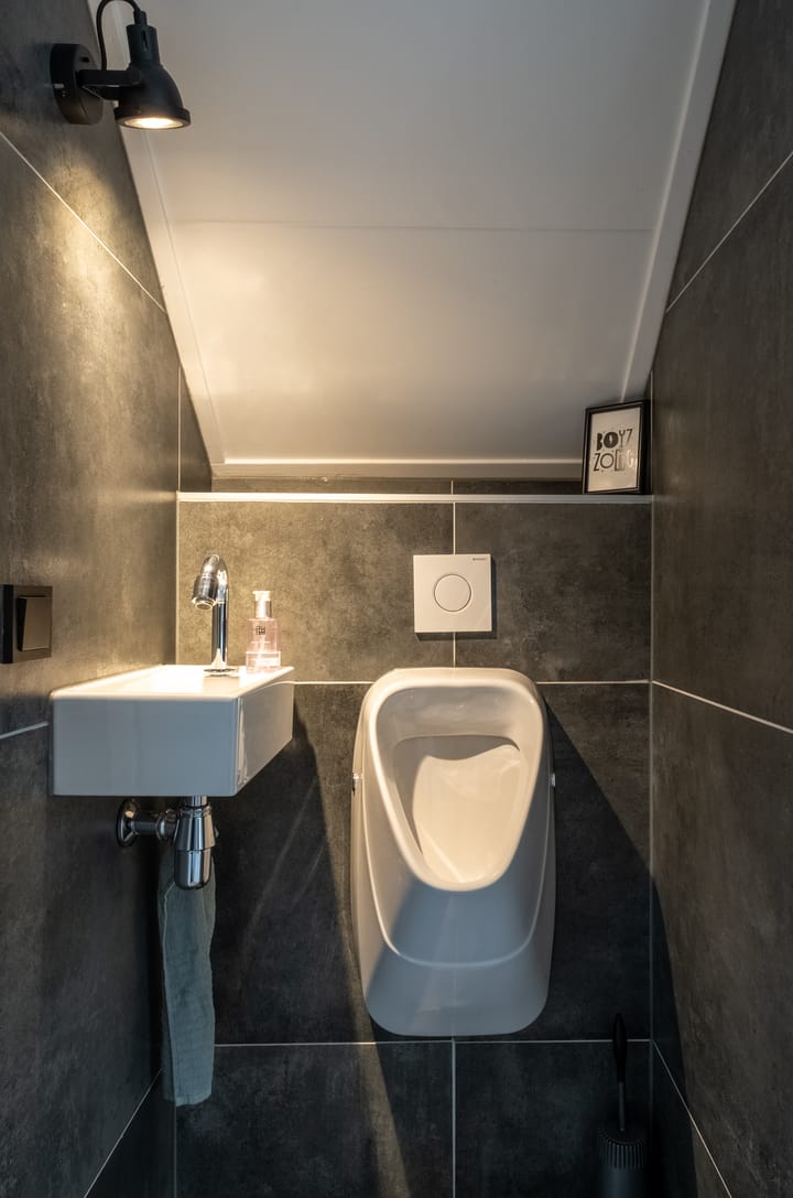 Photo 23 of Asserstraat 1-A