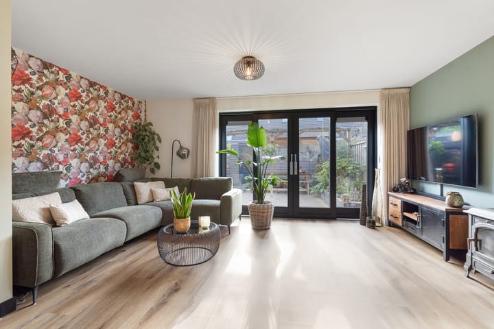 Photo 2 of Jeroen Boschplantsoen 98