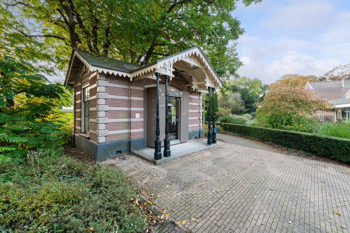 Bekijk foto 5 van Burgemeester van Engelenweg 92-A