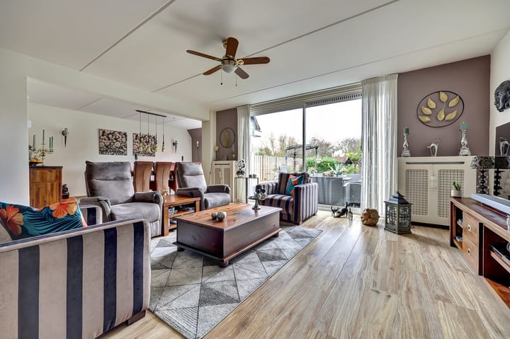 Photo 2 of Willem Joseph van Ghentstraat 25