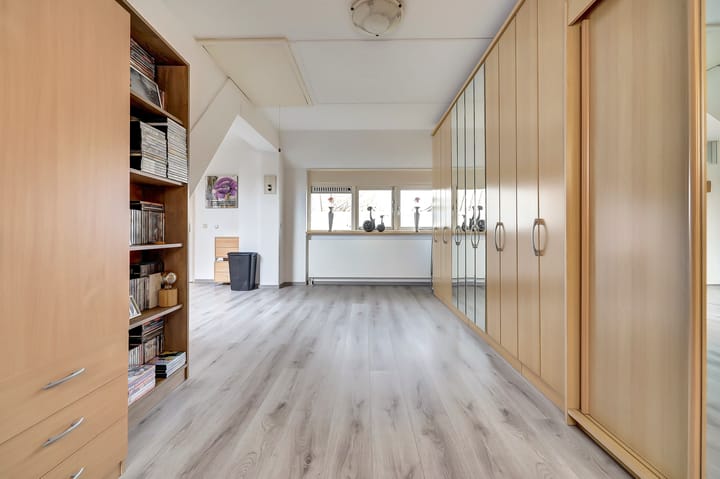 Photo 24 of Willem Joseph van Ghentstraat 25