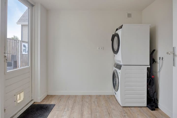 Photo 14 of Valderseweg 63