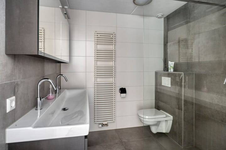 Photo 21 of Valderseweg 63