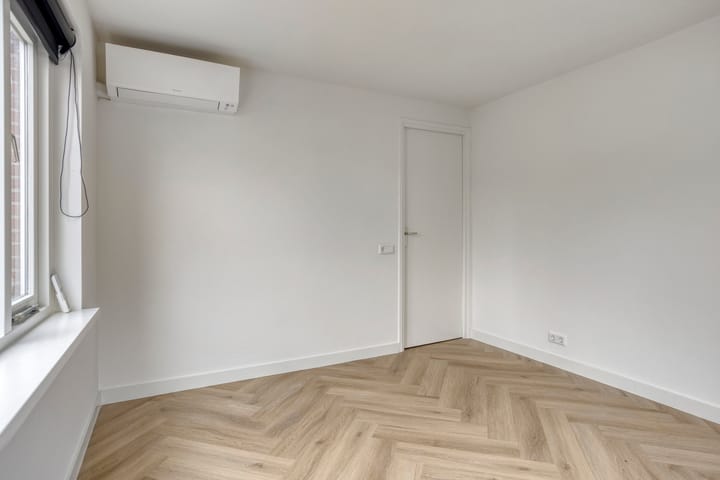 Photo 18 of Langdonkenstraat 9-E