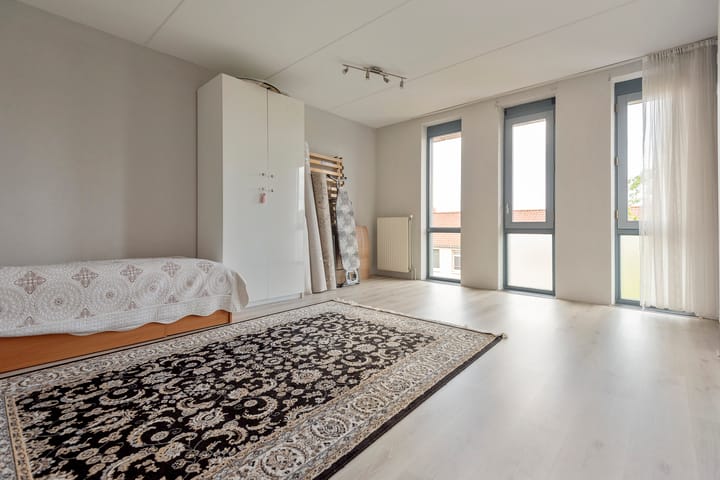 Foto 26 van Pieter Postsingel 217