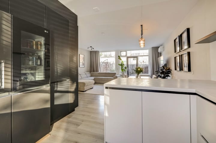 Foto 24 van Geldropstraat 88