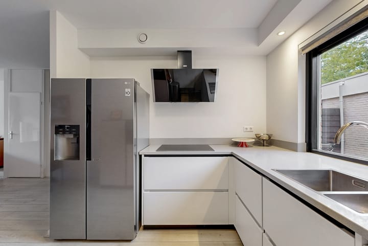 Photo 12 of Heinsiuslaan 10