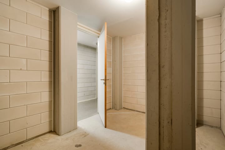 Photo 32 of Sint Pieterskade 8-D01