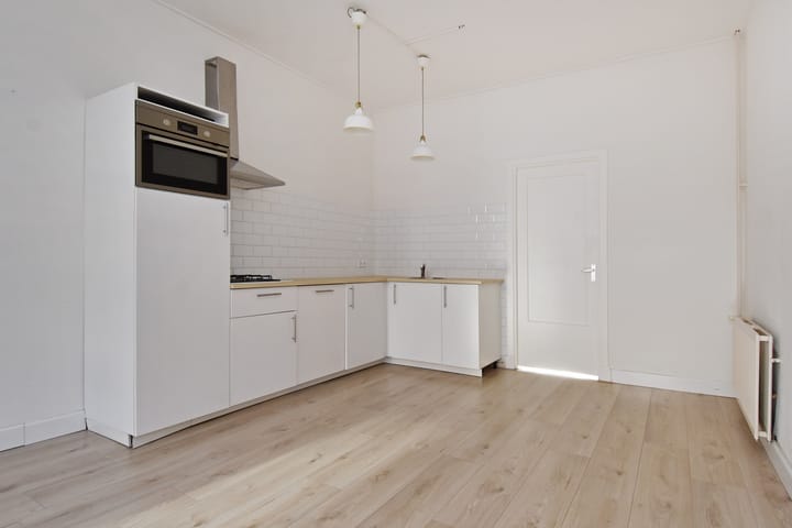 Foto 10 van Weimarstraat 112