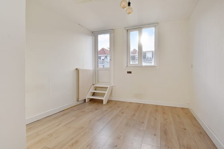 Foto 17 van Weimarstraat 112