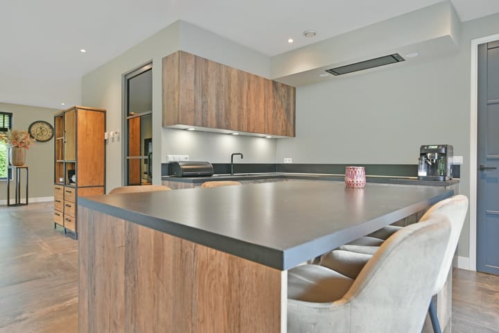 Foto 14 van Granpré Molièrestraat 7