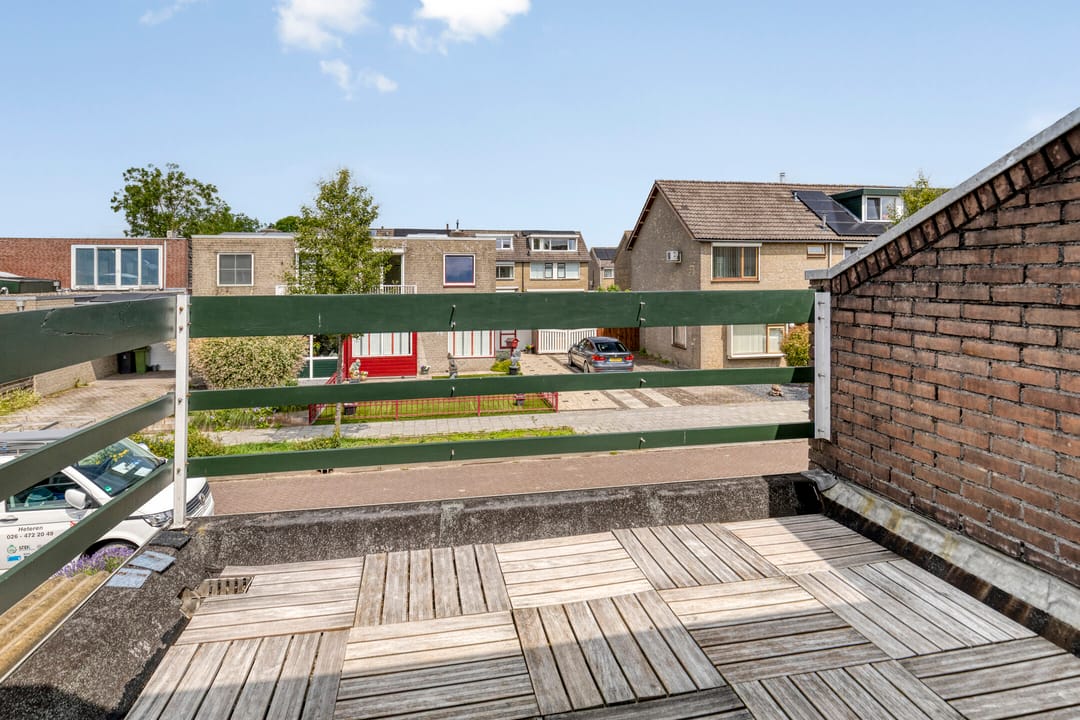 Photo 26 of Meidoornstraat 11