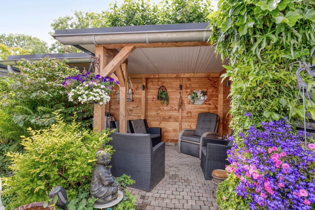 Photo 31 of Meidoornstraat 11