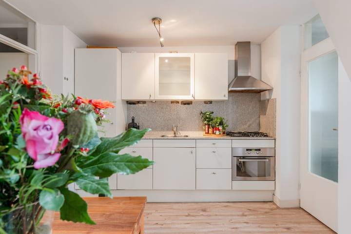 Foto 5 van Van Ostadestraat 51-3