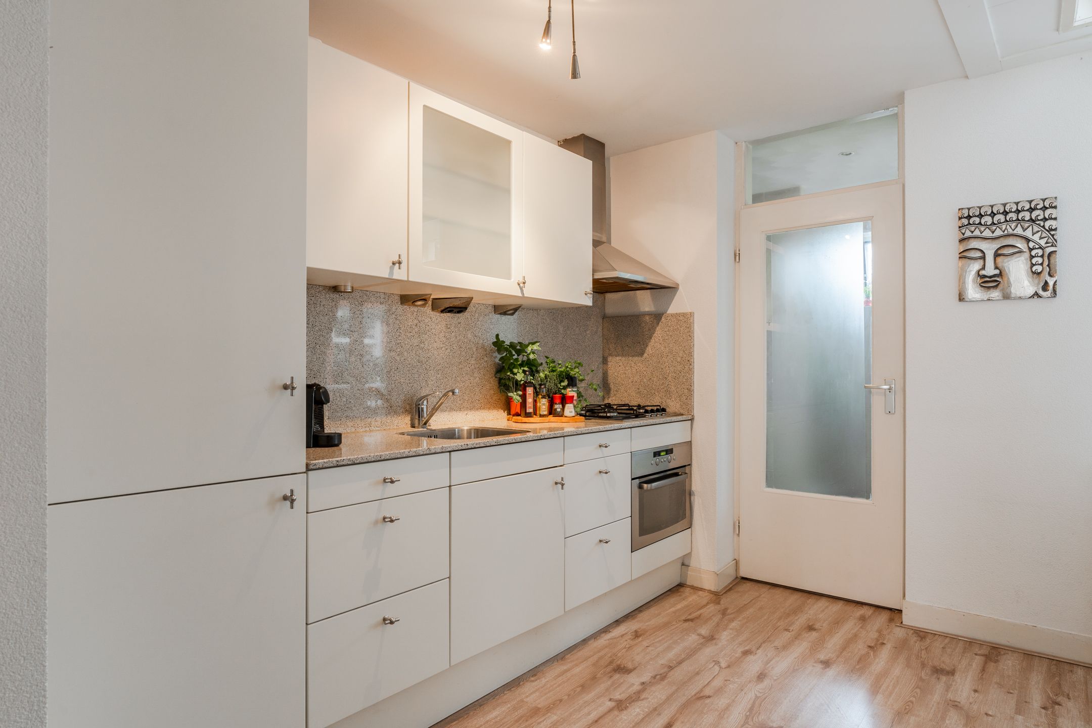 Foto 15 van Van Ostadestraat 51-3