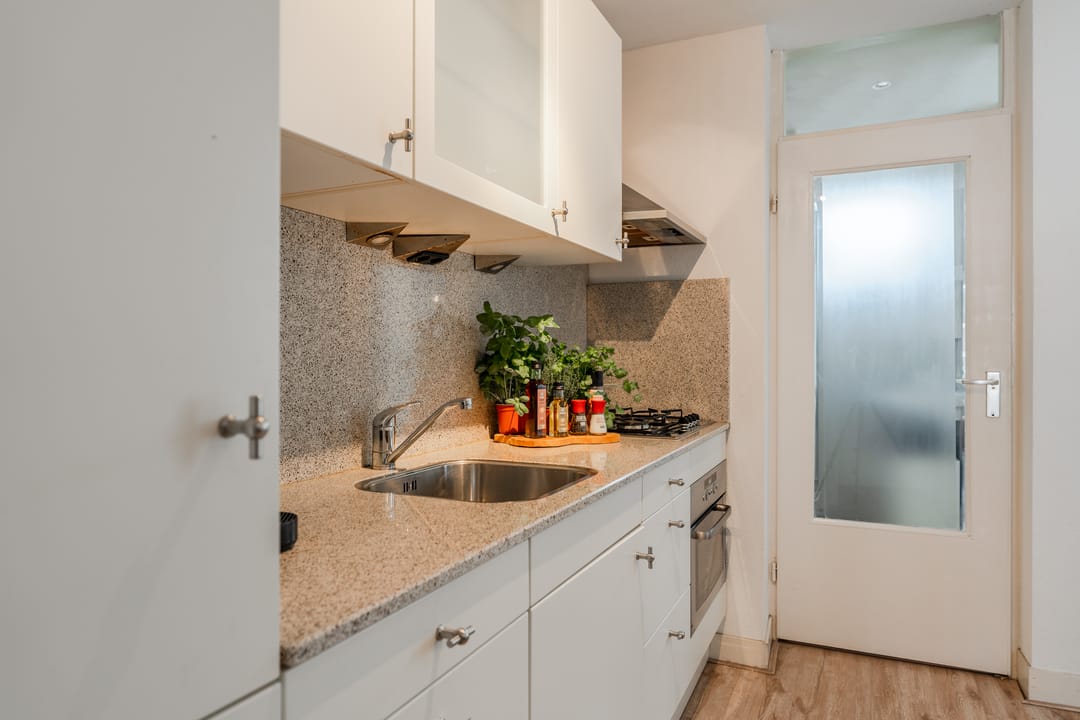 Foto 17 van Van Ostadestraat 51-3