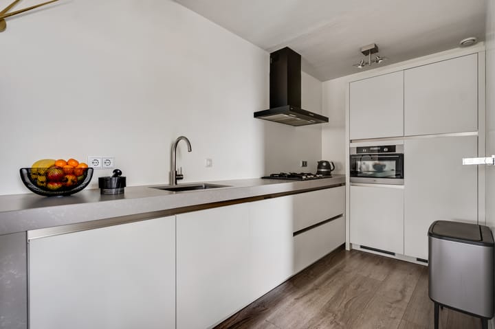 Photo 4 of Louis Beelstraat 7