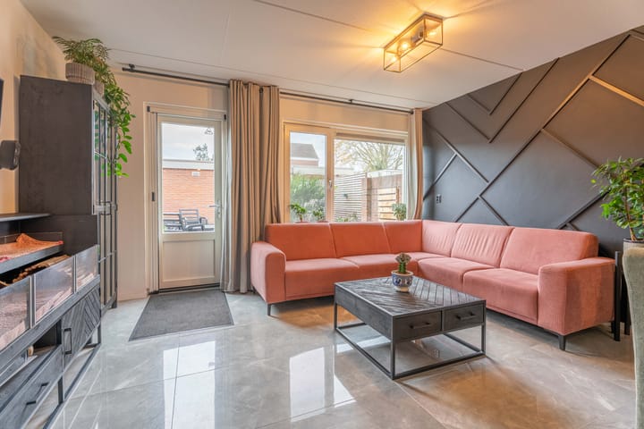 Photo 4 of Boekenburglaan 106