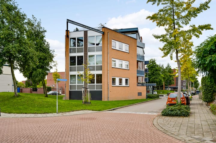 Photo 25 of Louis Beelstraat 7