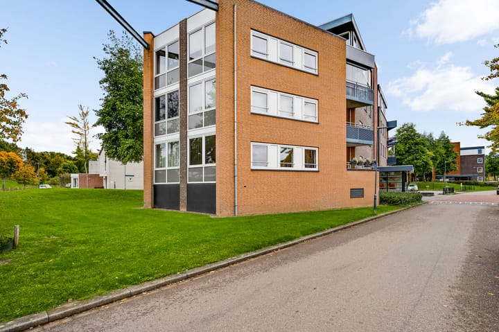 Photo 26 of Louis Beelstraat 7