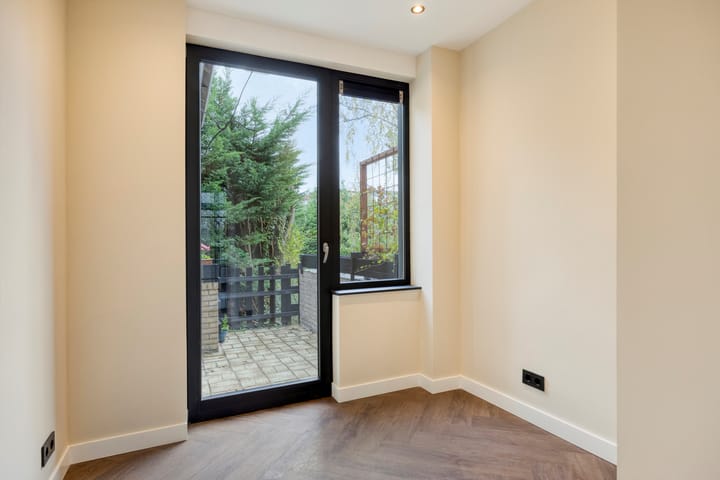 Photo 11 of Veldhof 1-B