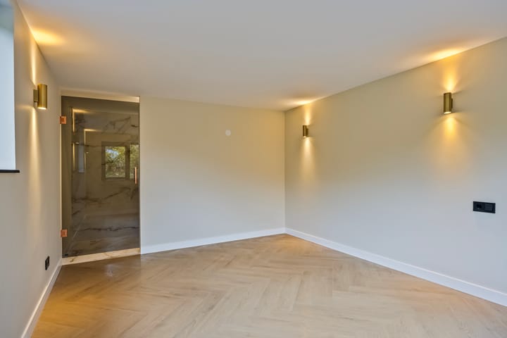 Photo 10 of Veldhof 1-A