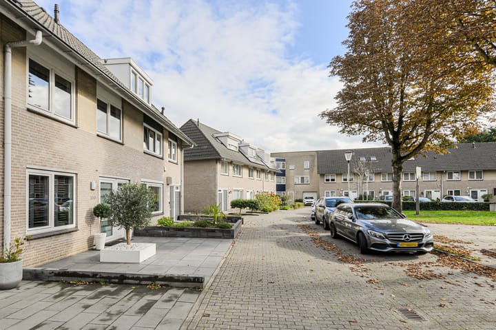 Photo 35 of Overkroetenlaan 130