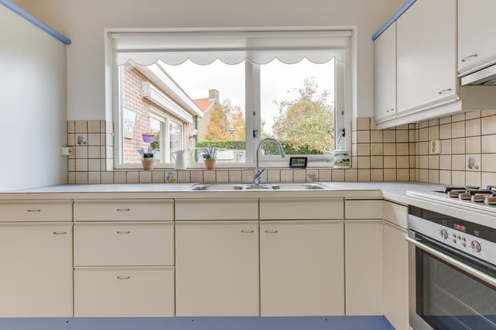 Foto 15 van Zwaanstraat 8