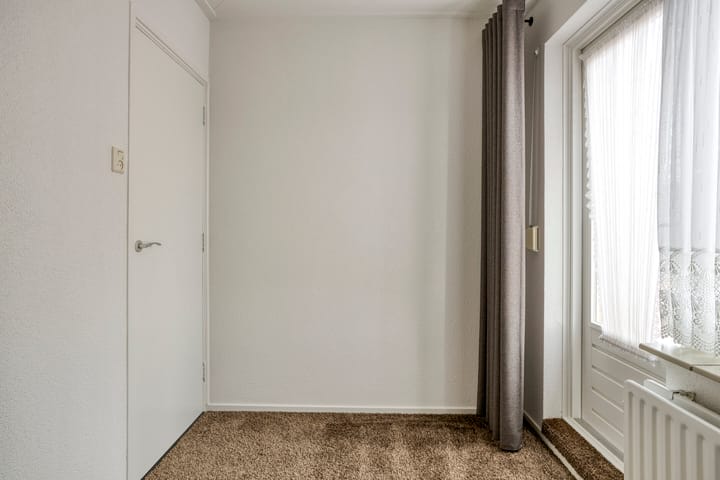 Photo 24 of Rozenstraat 33