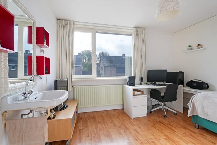 Photo 18 of Zwartezeestraat 14