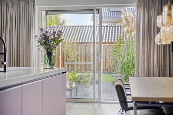 Foto 12 van Kroepnevel 5