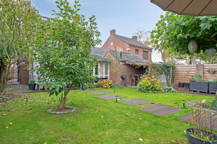 Foto 30 van Beekstraat 12