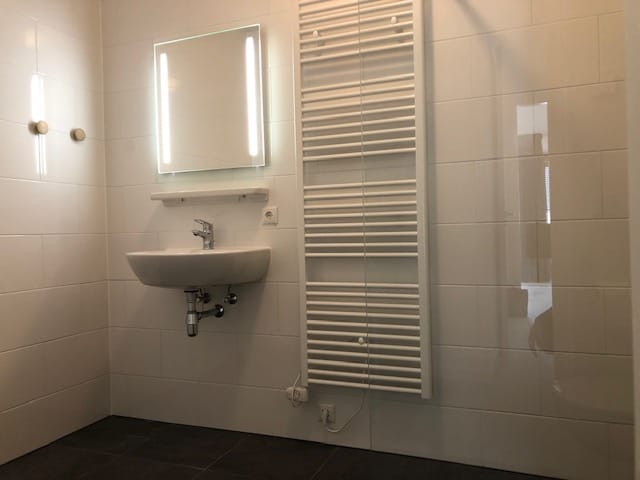 Foto 8 van Merkatplantsoen 30-B07