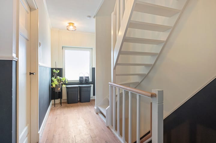 Foto 44 van Beekstraat 12