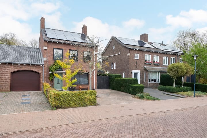 Foto 49 van Beekstraat 12