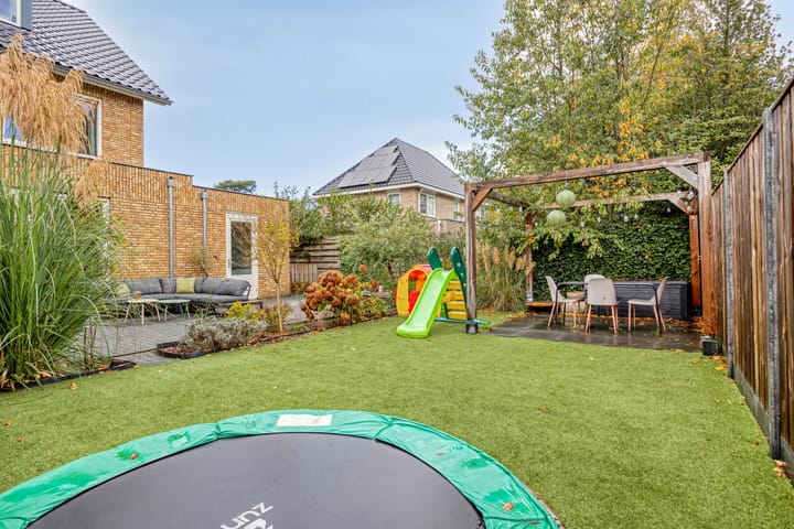 Foto 42 van Kroepnevel 5