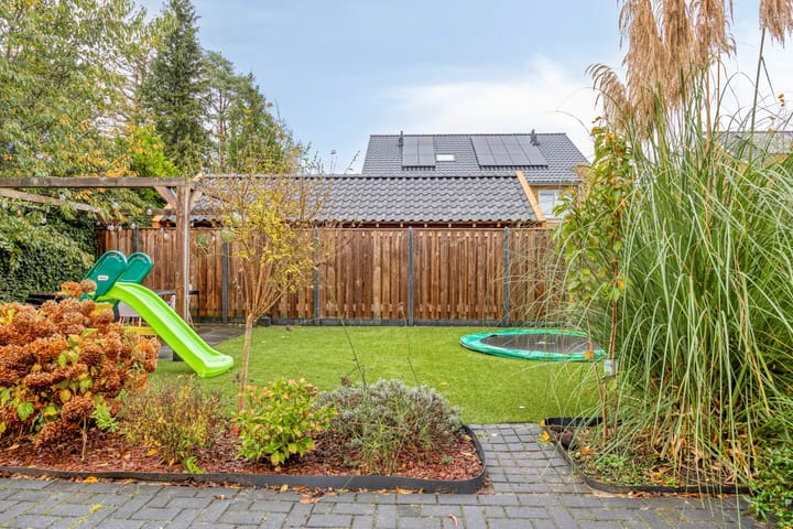 Foto 44 van Kroepnevel 5