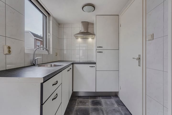 Foto 10 van Dirk Hoogenraadstraat 90-A