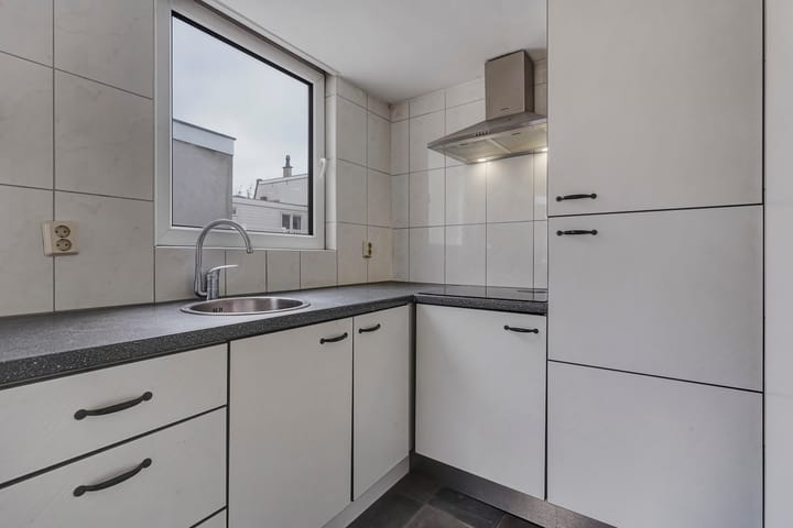 Foto 11 van Dirk Hoogenraadstraat 90-A