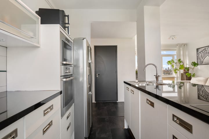 Photo 29 of Kralingseweg 143