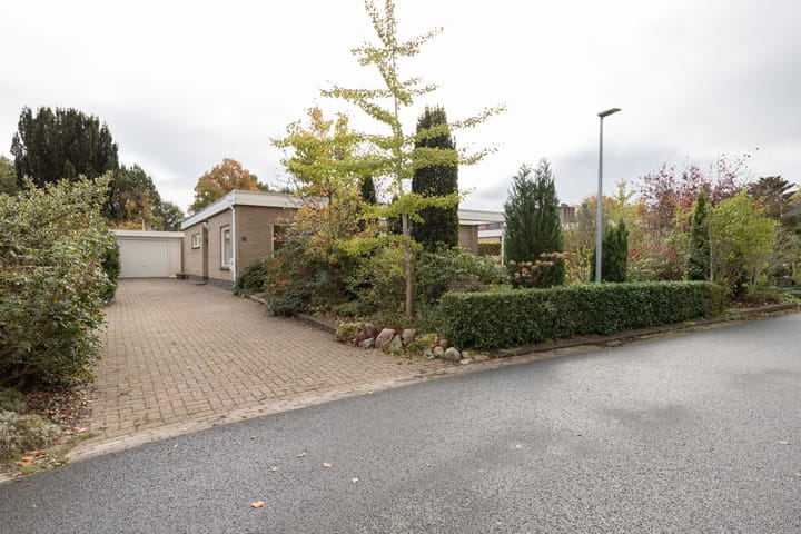 Foto 5 van Josinalaan 1