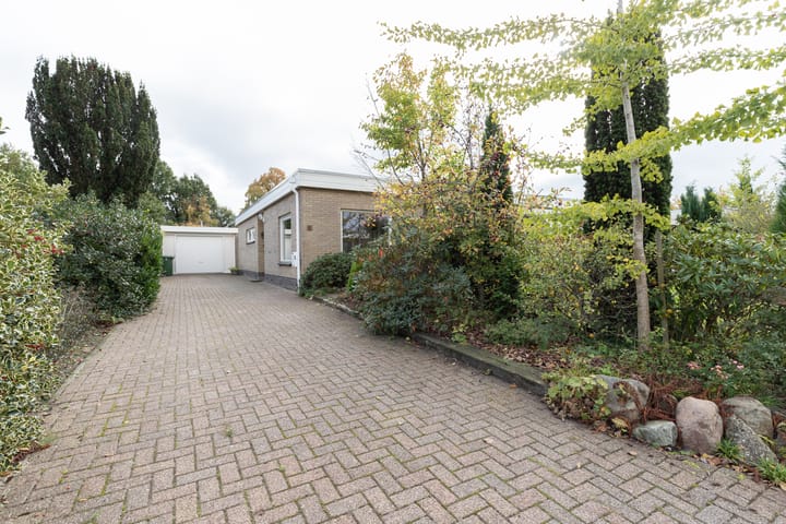 Foto 6 van Josinalaan 1